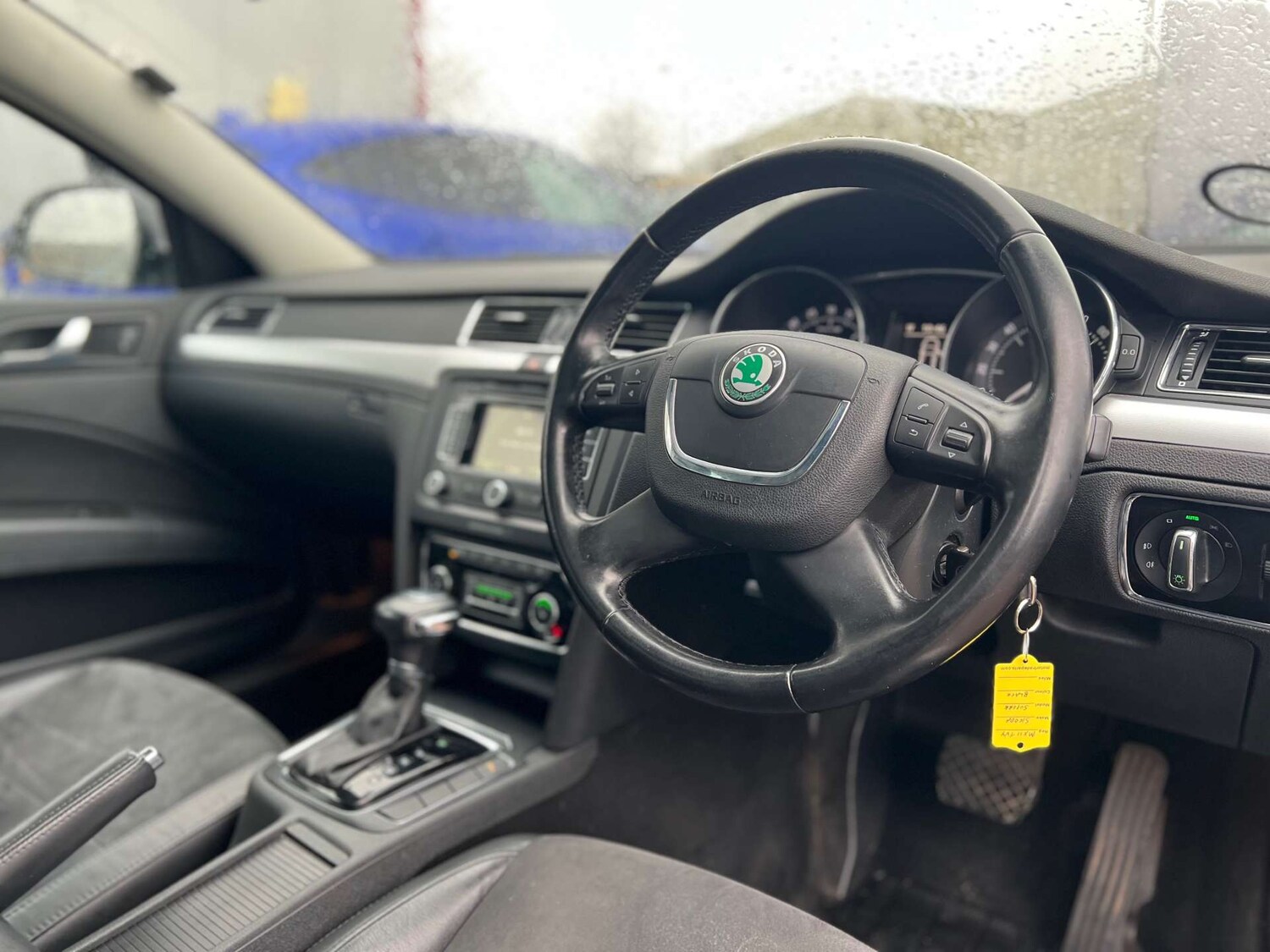 Used Skoda Superb 2011 for sale - 76863470: Photo 23