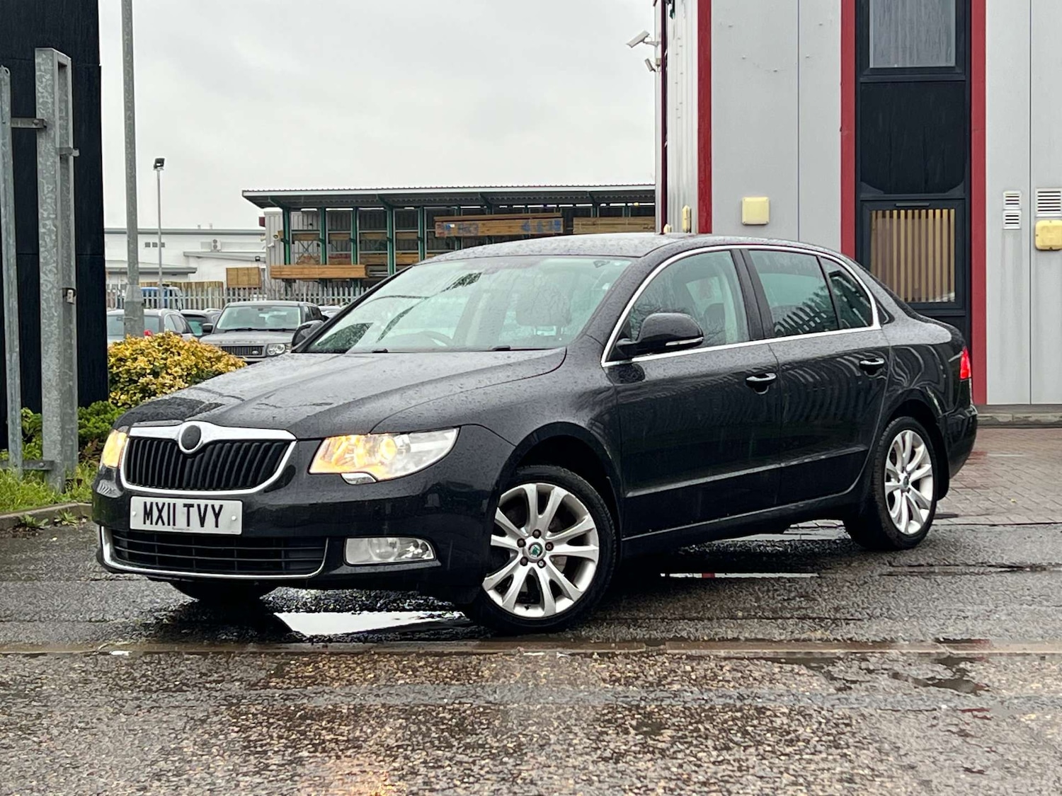 Used Skoda Superb 2011 for sale - 76863470: Photo 3