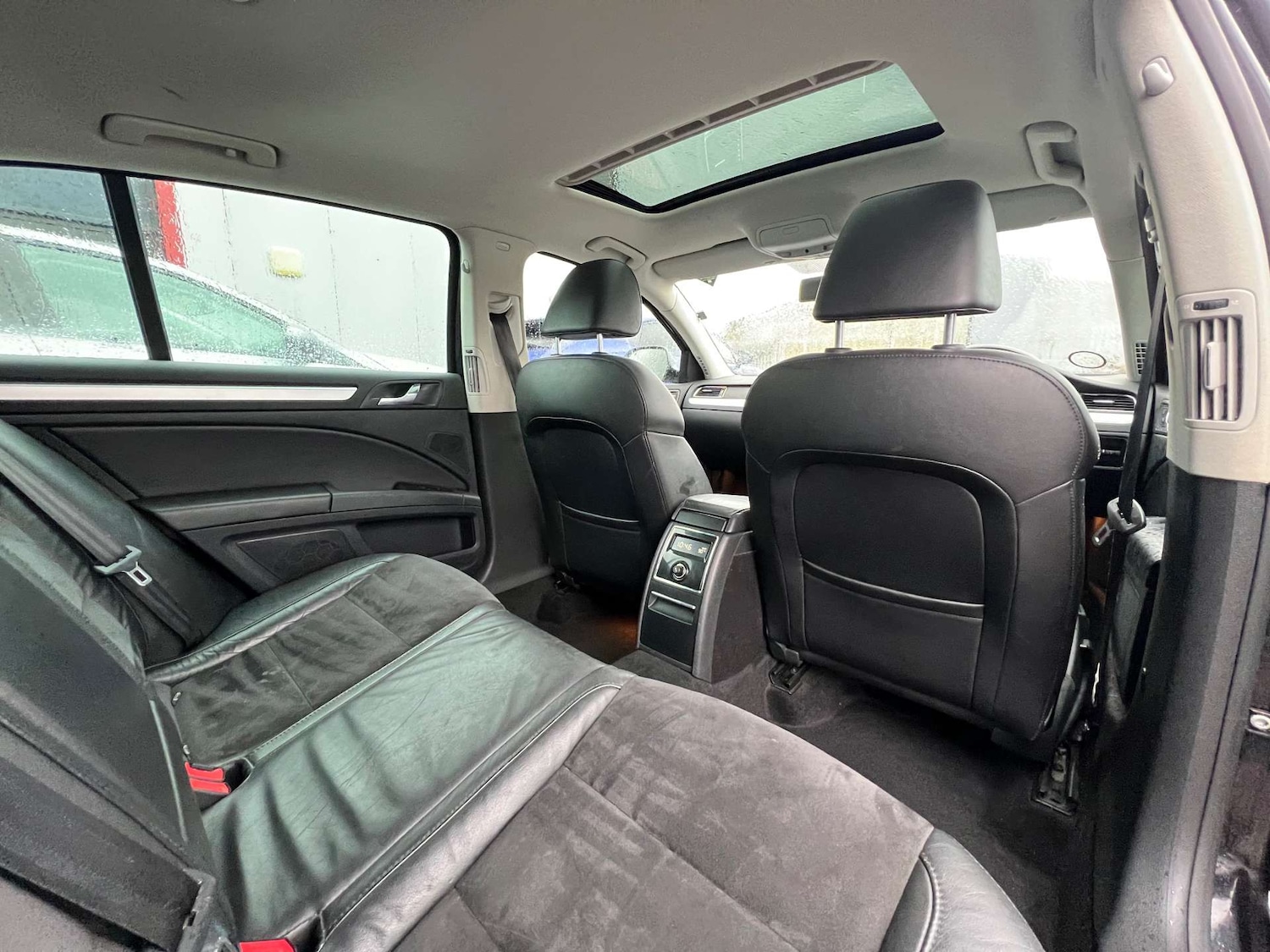 Used Skoda Superb 2011 for sale - 76863470: Photo 35