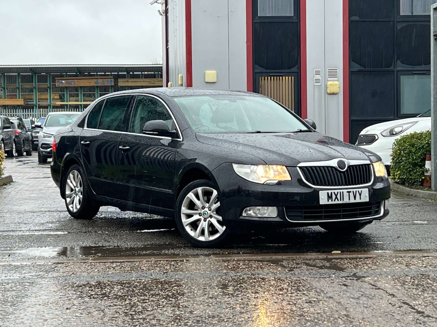 Used Skoda Superb 2011 for sale - 76863470: Photo 4