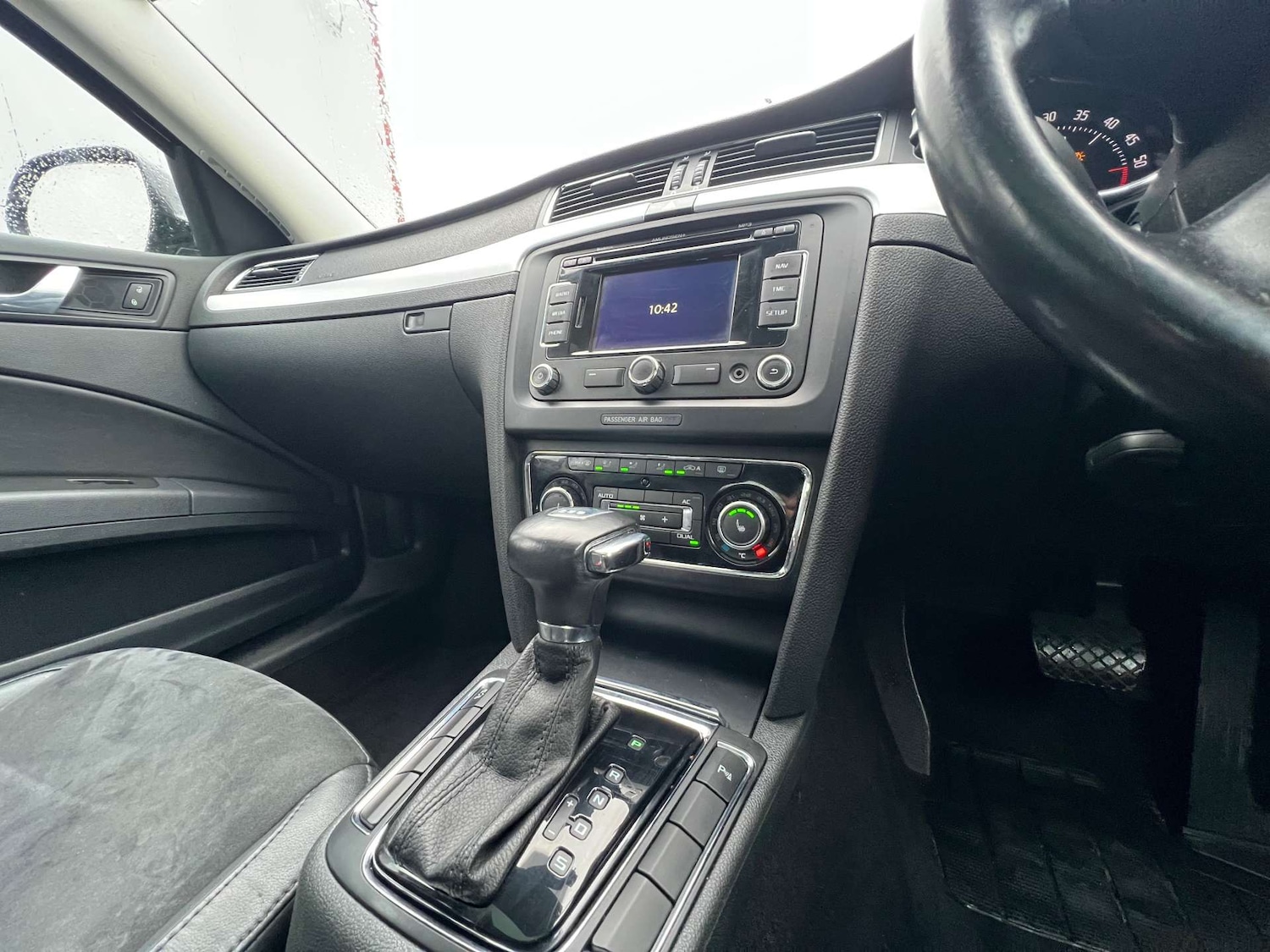 Used Skoda Superb 2011 for sale - 76863470: Photo 46