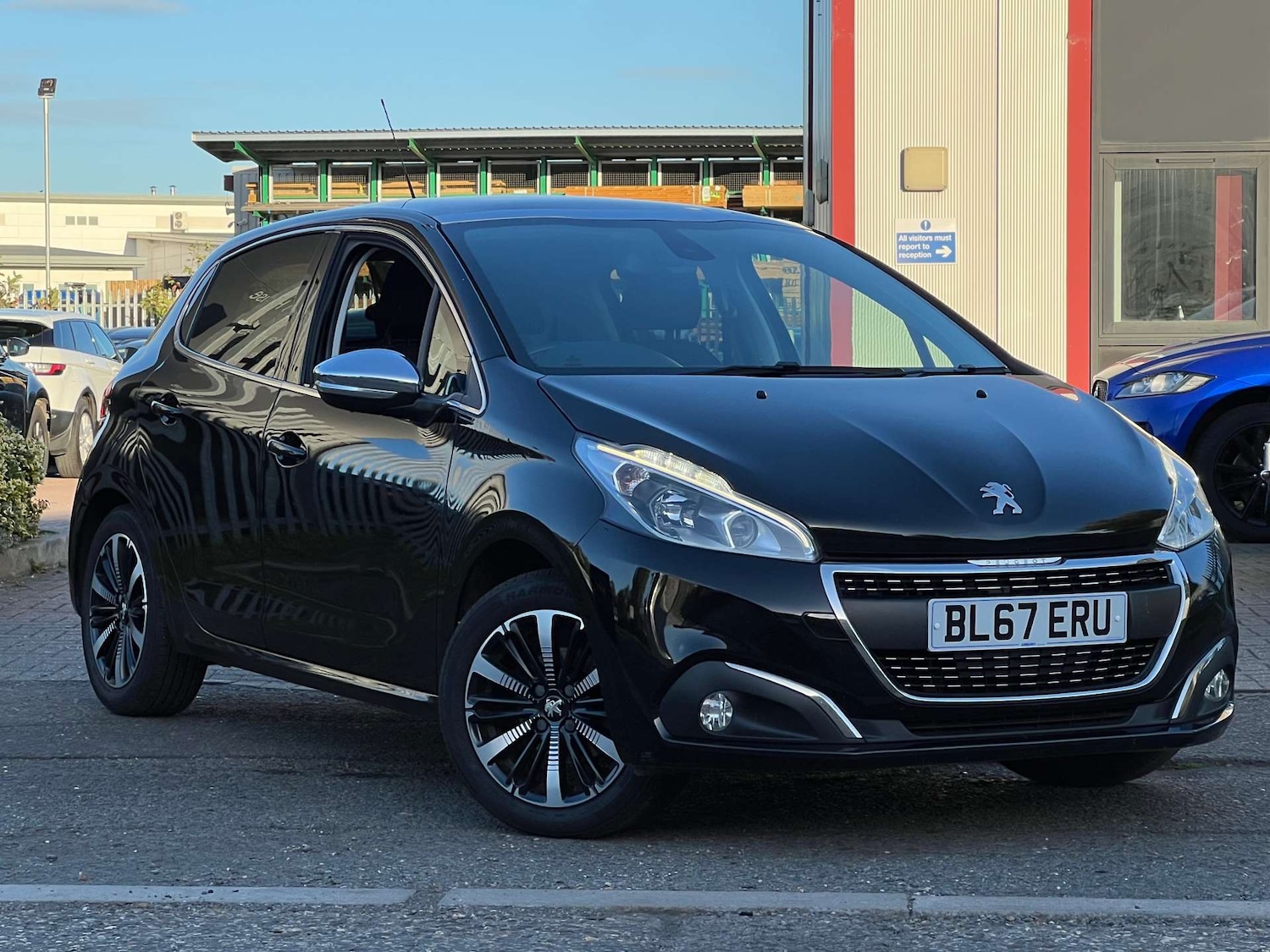 Used Peugeot 208 2017 for sale - 76181549: Photo 1