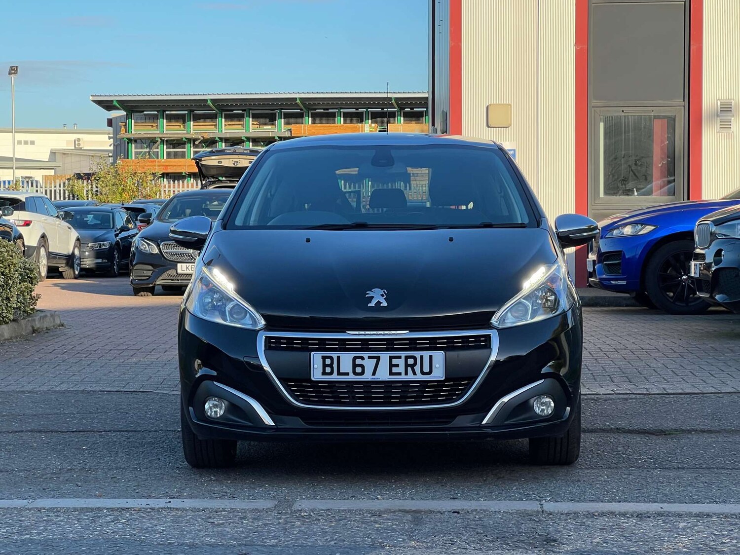 Used Peugeot 208 2017 for sale - 76181549: Photo 10