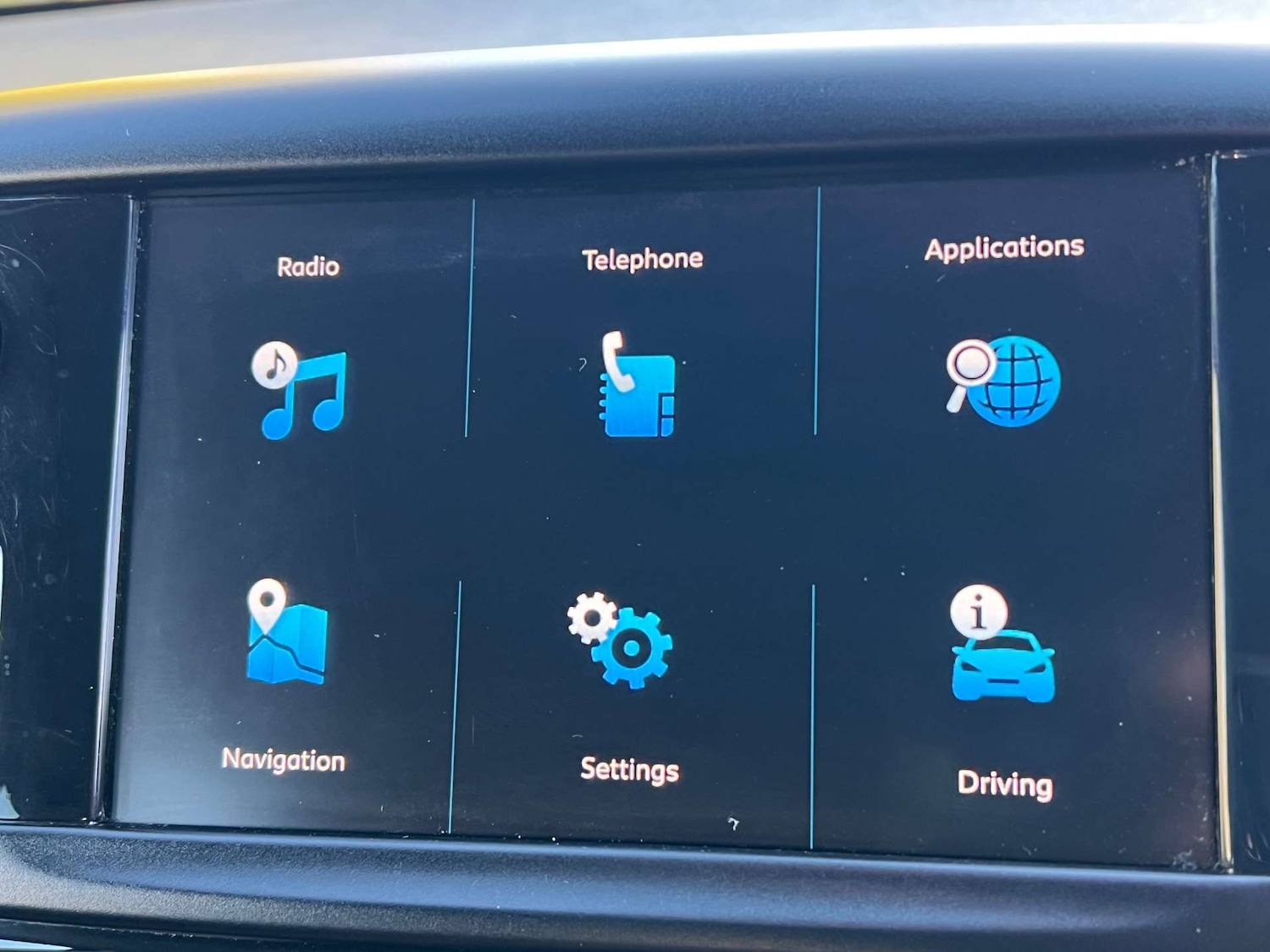 Used Peugeot 208 2017 for sale - 76181549: Photo 36