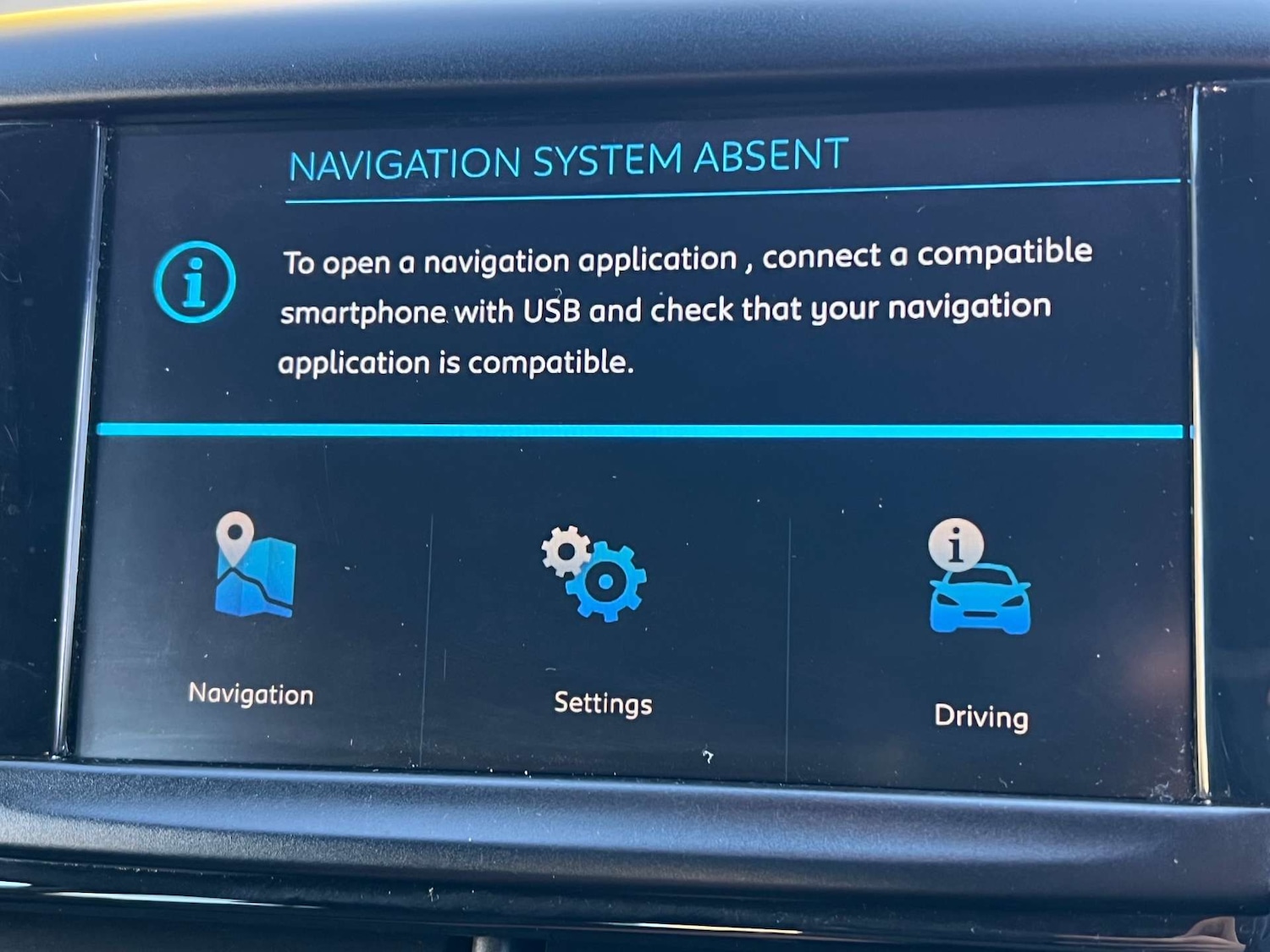 Used Peugeot 208 2017 for sale - 76181549: Photo 40