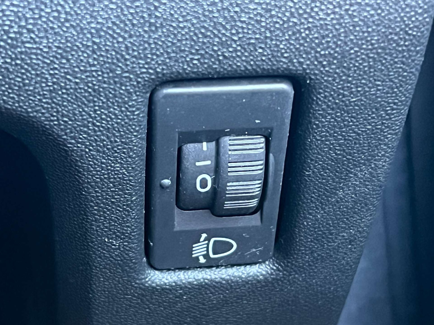 Used Peugeot 208 2017 for sale - 76181549: Photo 52