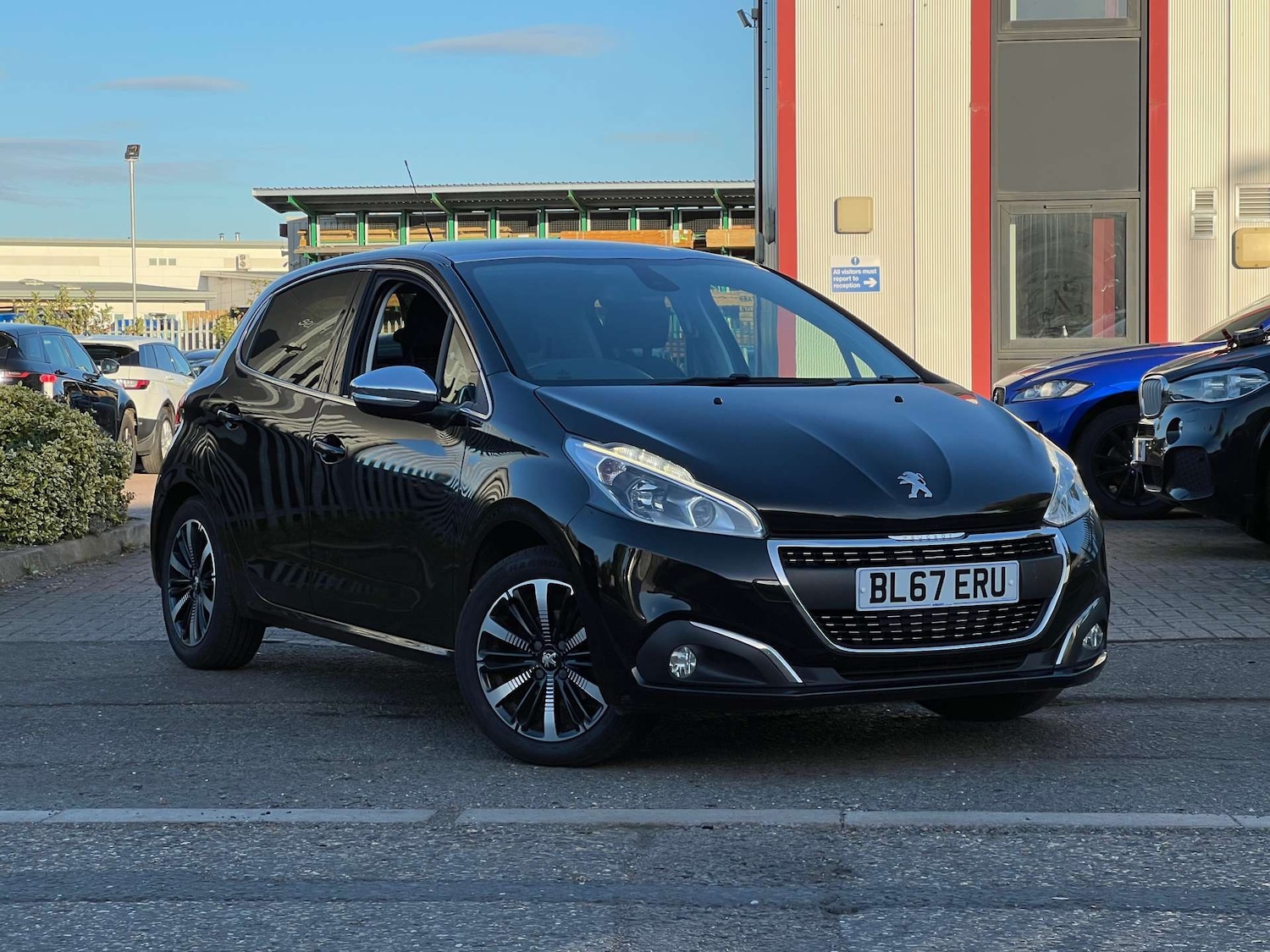 Used Peugeot 208 2017 for sale - 76181549: Photo 8