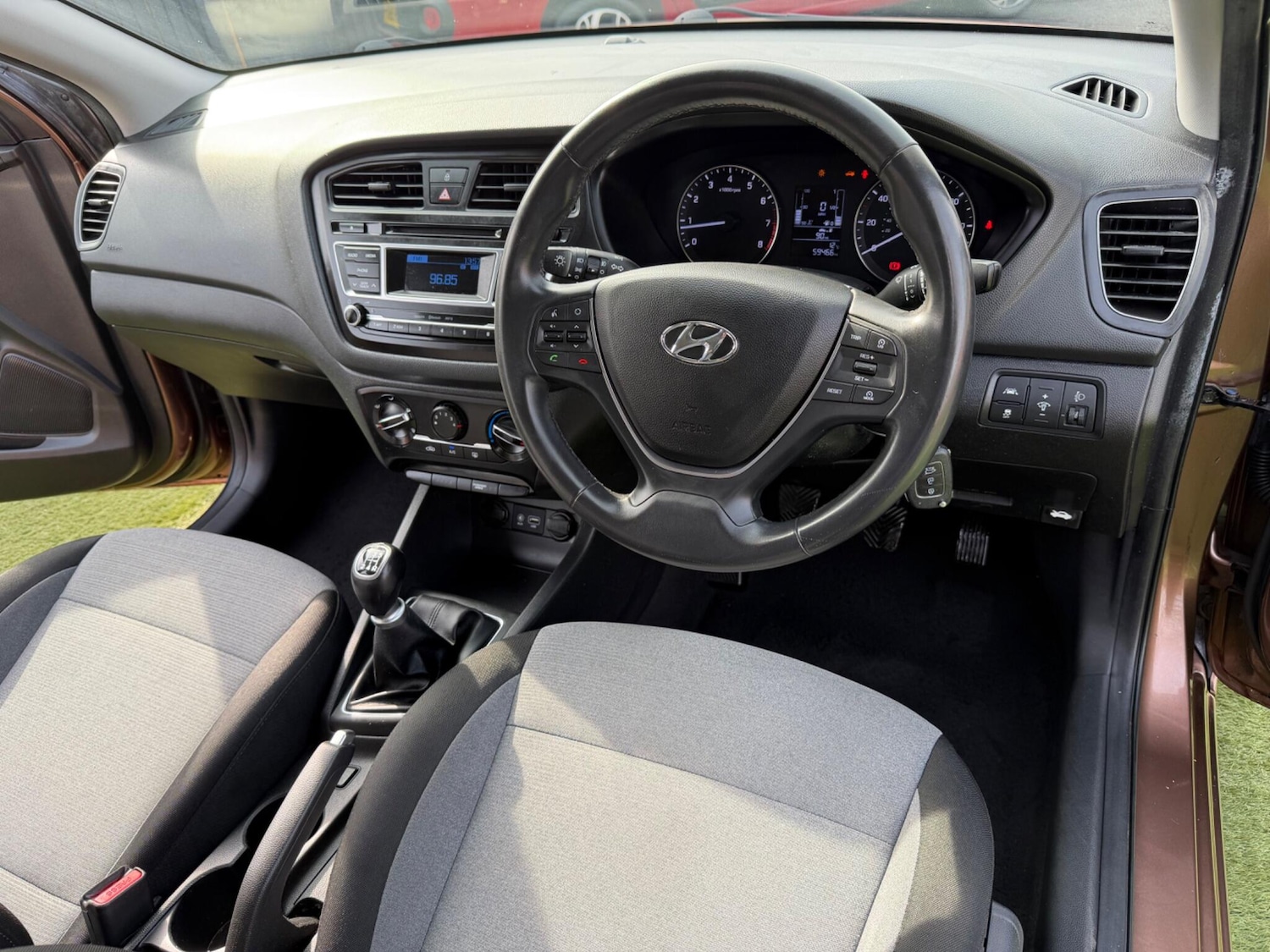 Used Hyundai i20 for sale - 77970675: Photo 3