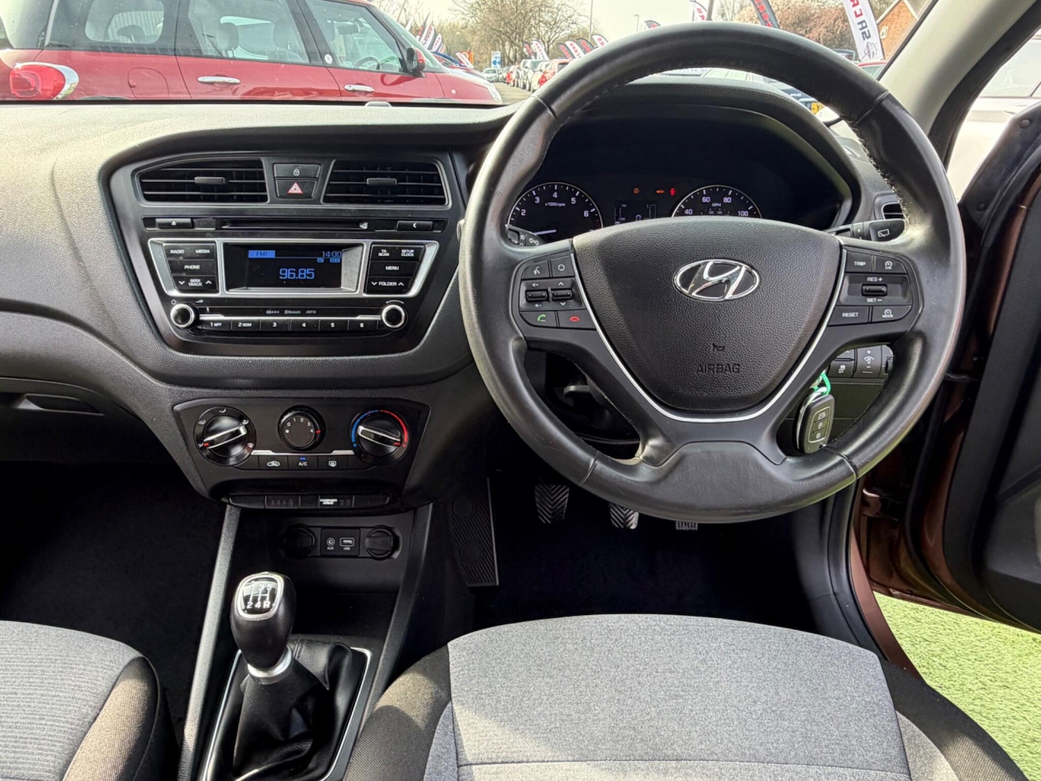Used Hyundai i20 for sale - 77970675: Photo 38