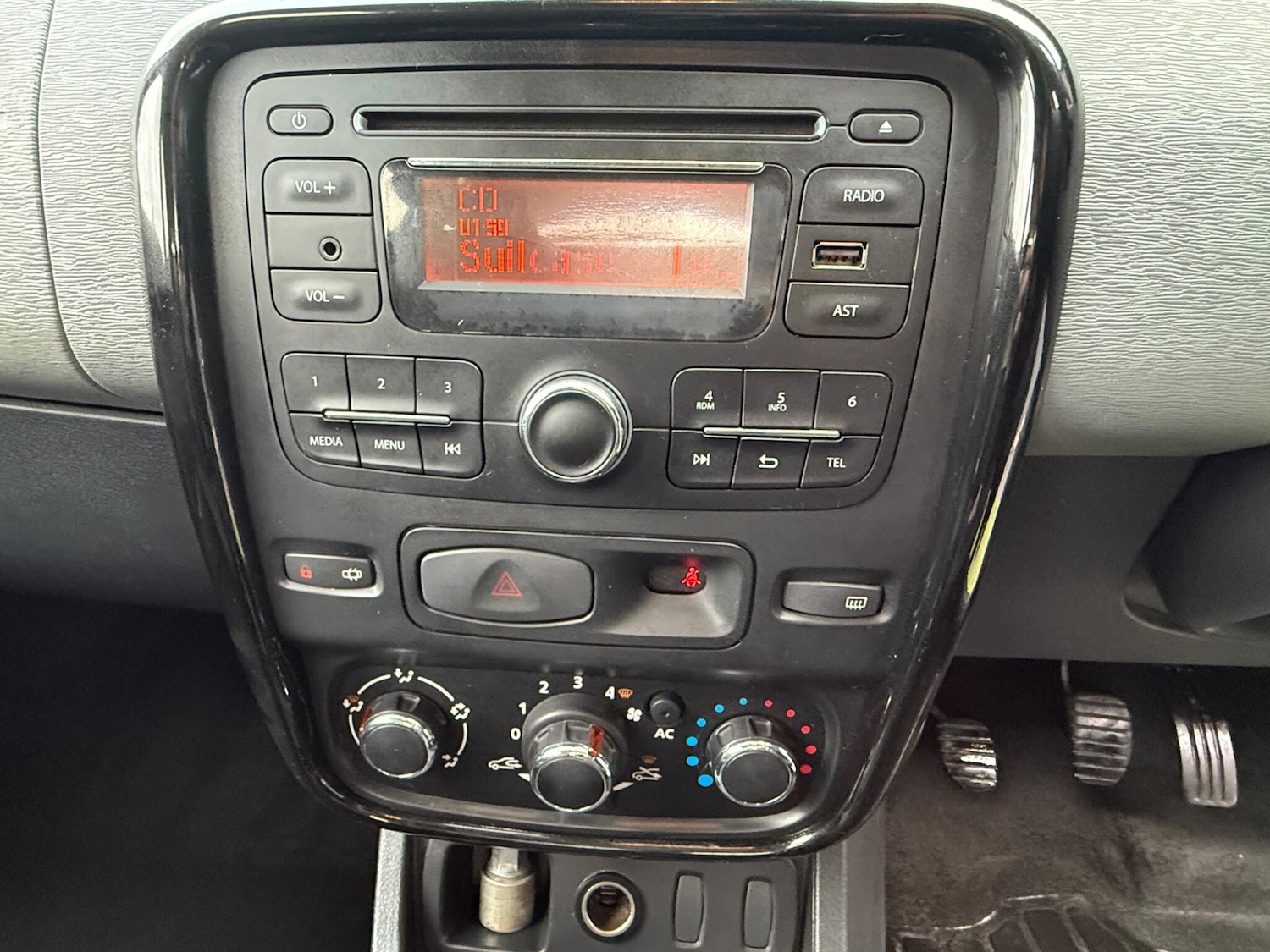 Used Dacia Duster 2014 for sale - 76702006: Photo 20