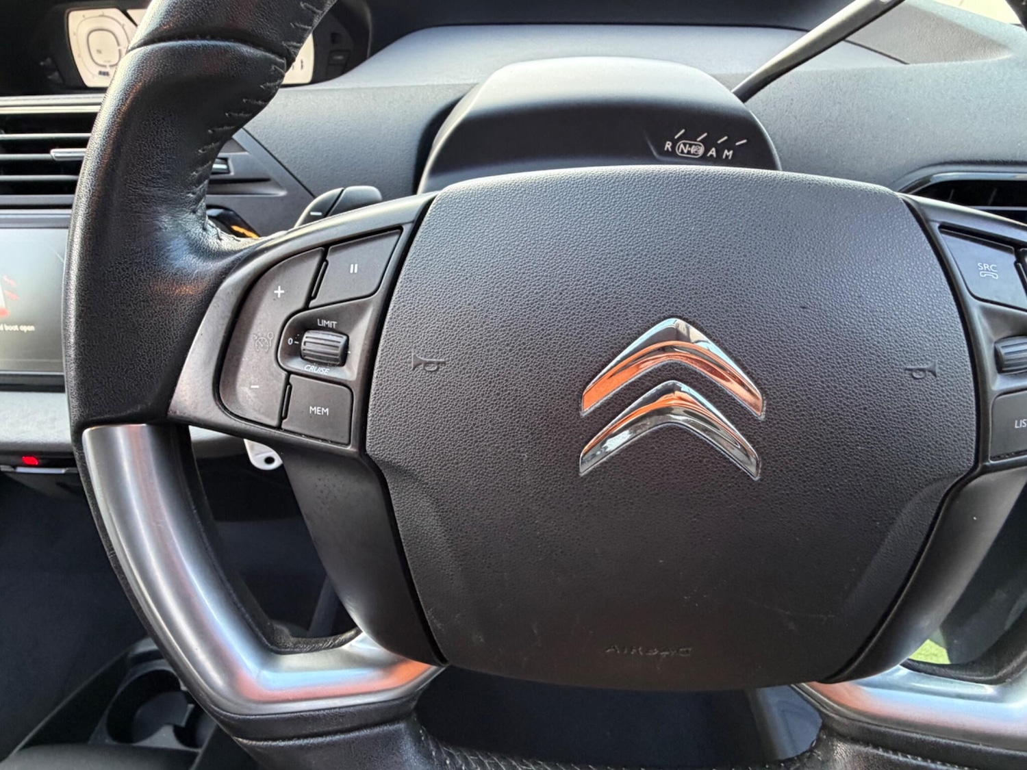 Used Citroen C4 Picasso 2014 for sale - 77314945: Photo 21