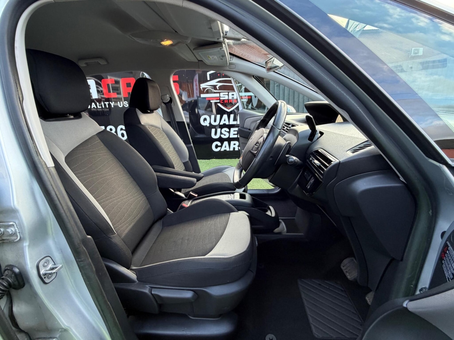 Used Citroen C4 Picasso 2014 for sale - 77314945: Photo 27