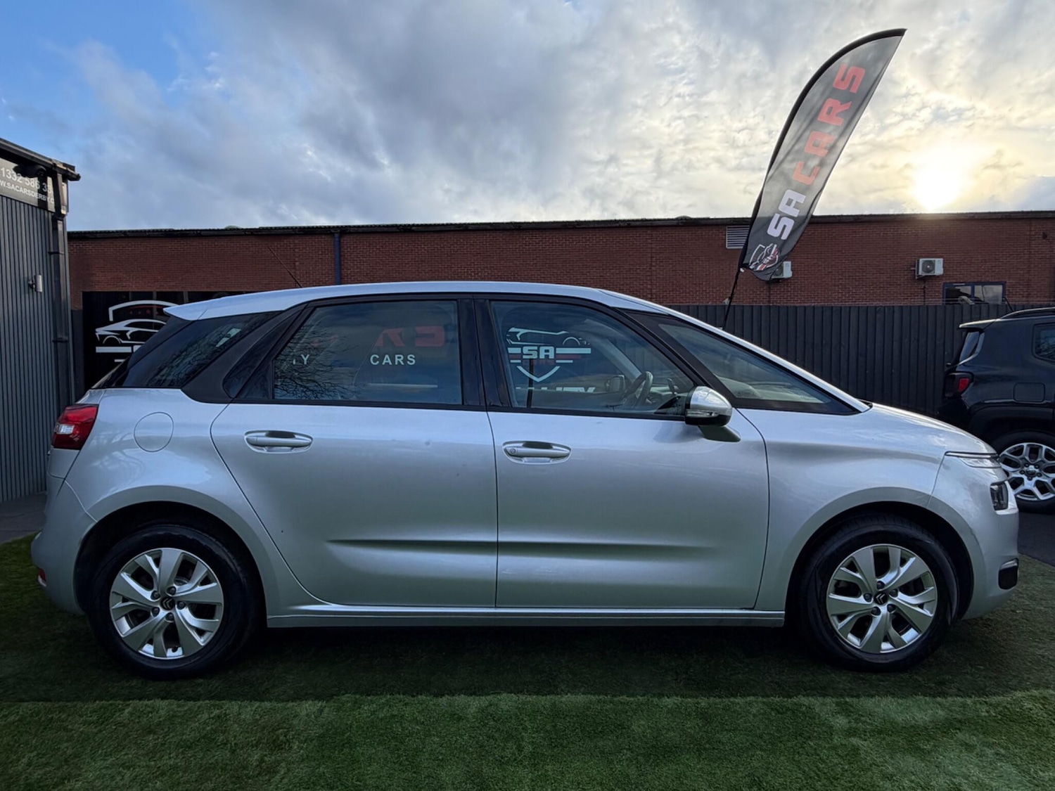 Used Citroen C4 Picasso 2014 for sale - 77314945: Photo 7