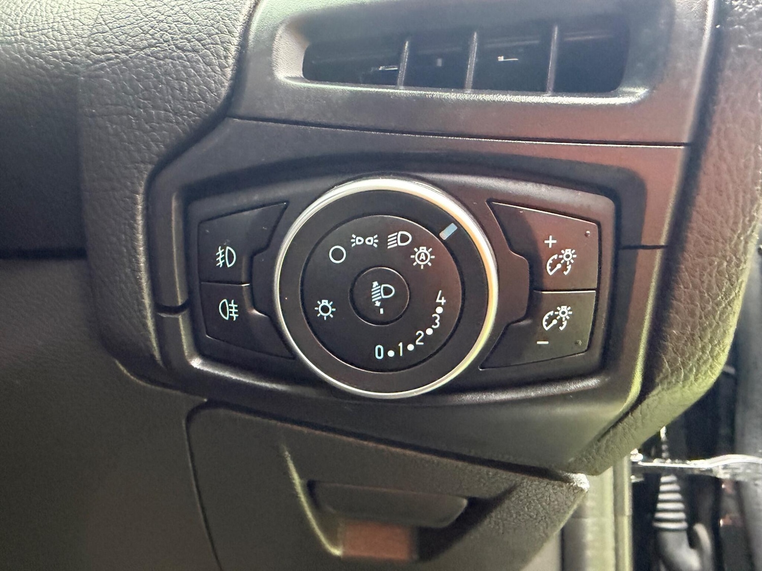 Used Ford Focus for sale - 77809048: Photo 25