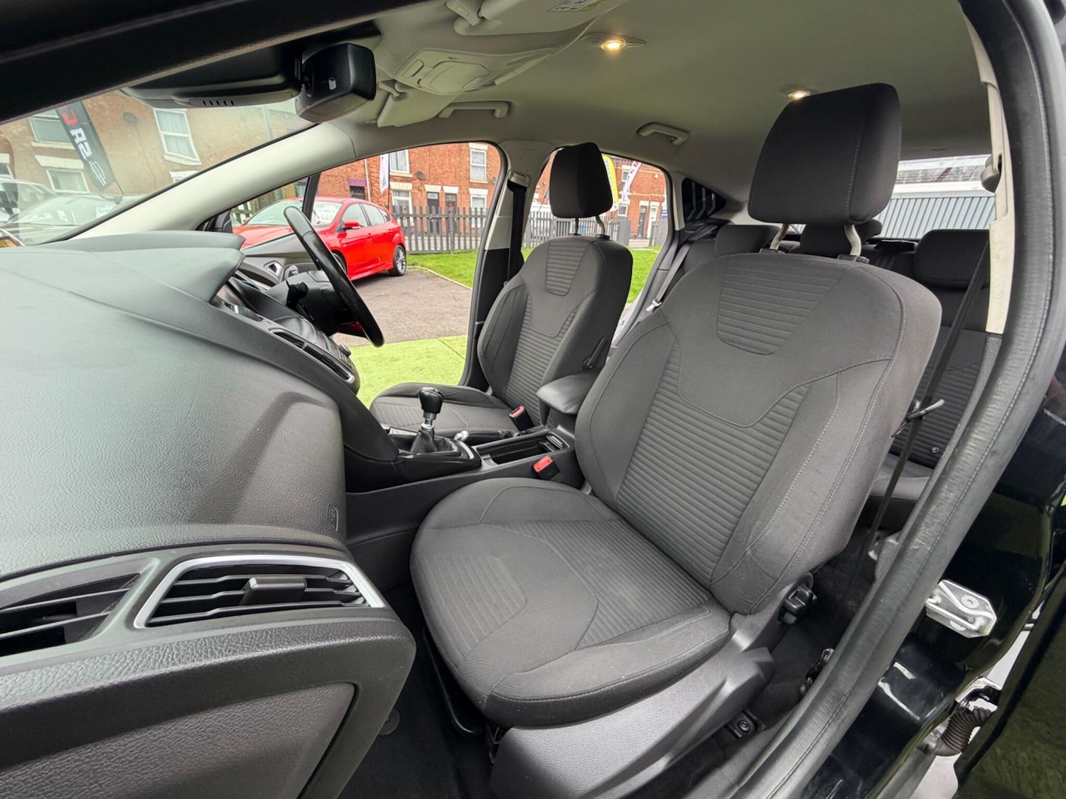 Used Ford Focus for sale - 77809048: Photo 32