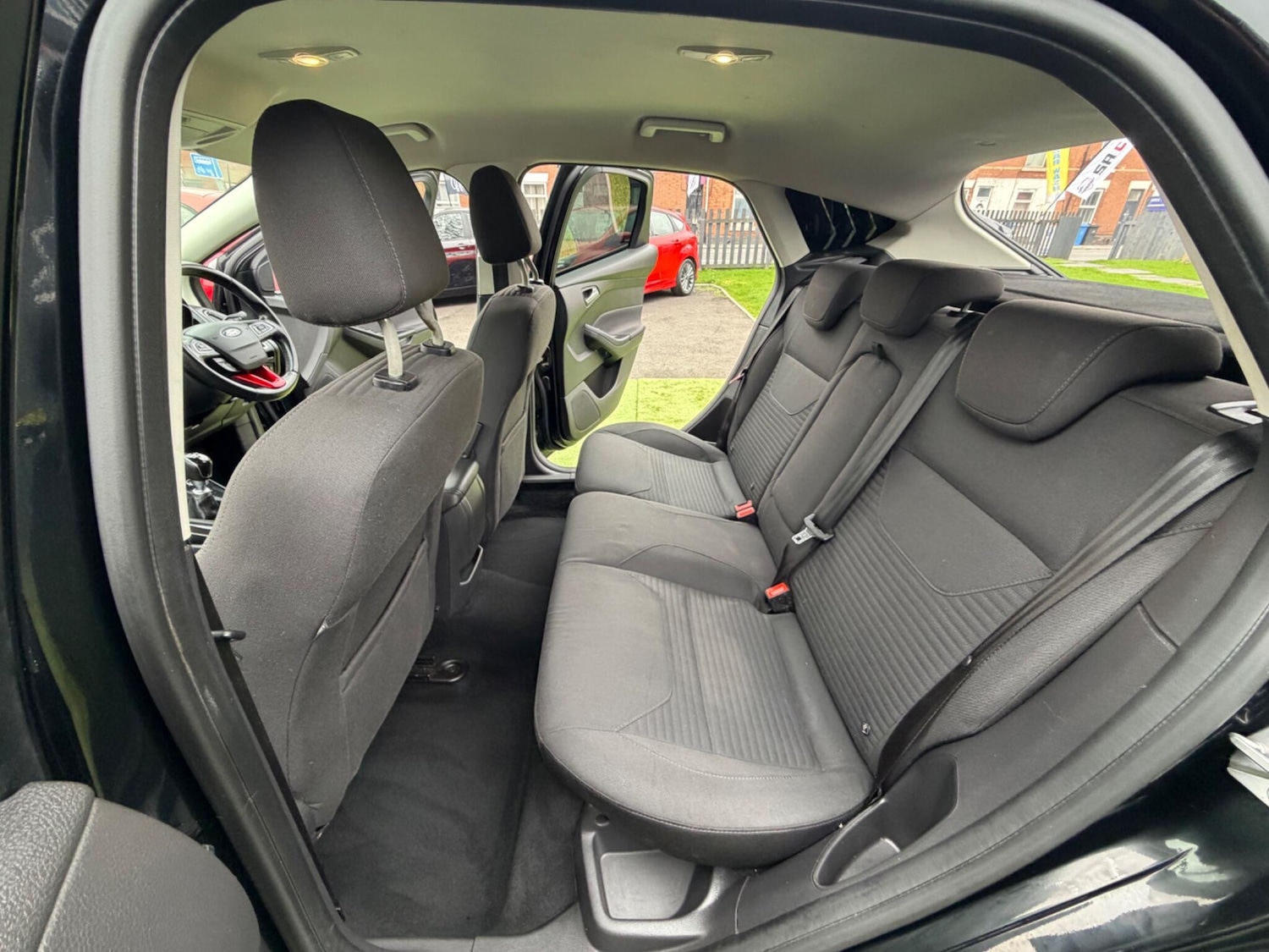 Used Ford Focus for sale - 77809048: Photo 34