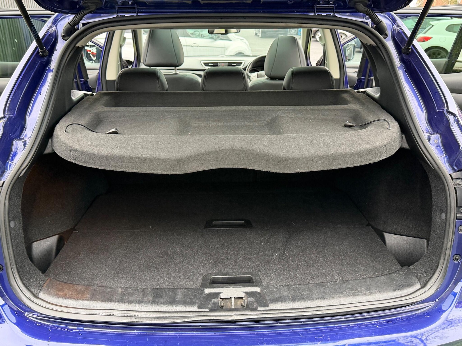 Used Nissan Qashqai 2015 for sale - 77175811: Photo 30