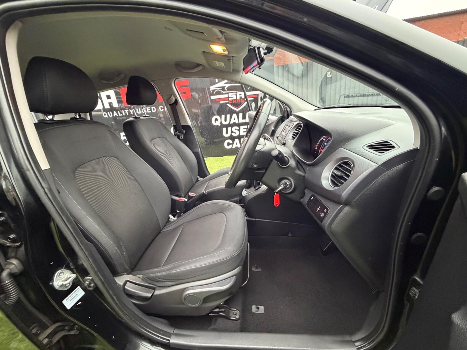 Used Hyundai i10 2018 for sale - 77254541: Photo 28