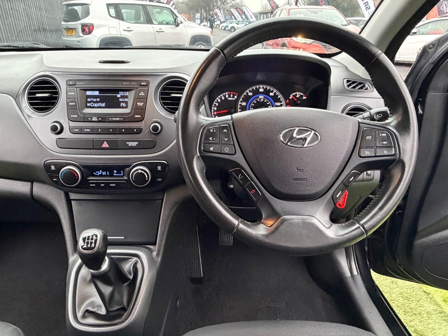 Used Hyundai i10 2018 for sale - 77254541: Photo 40