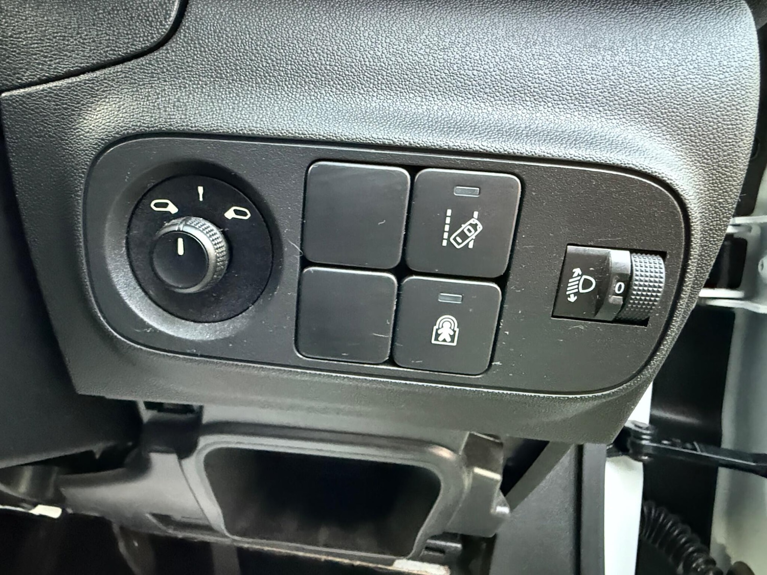 Used Citroen C3 2017 for sale - 76703610: Photo 28