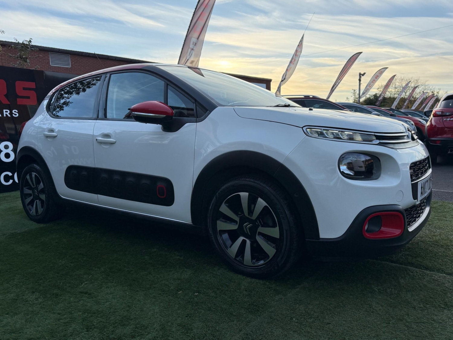 Used Citroen C3 2017 for sale - 76703610: Photo 9