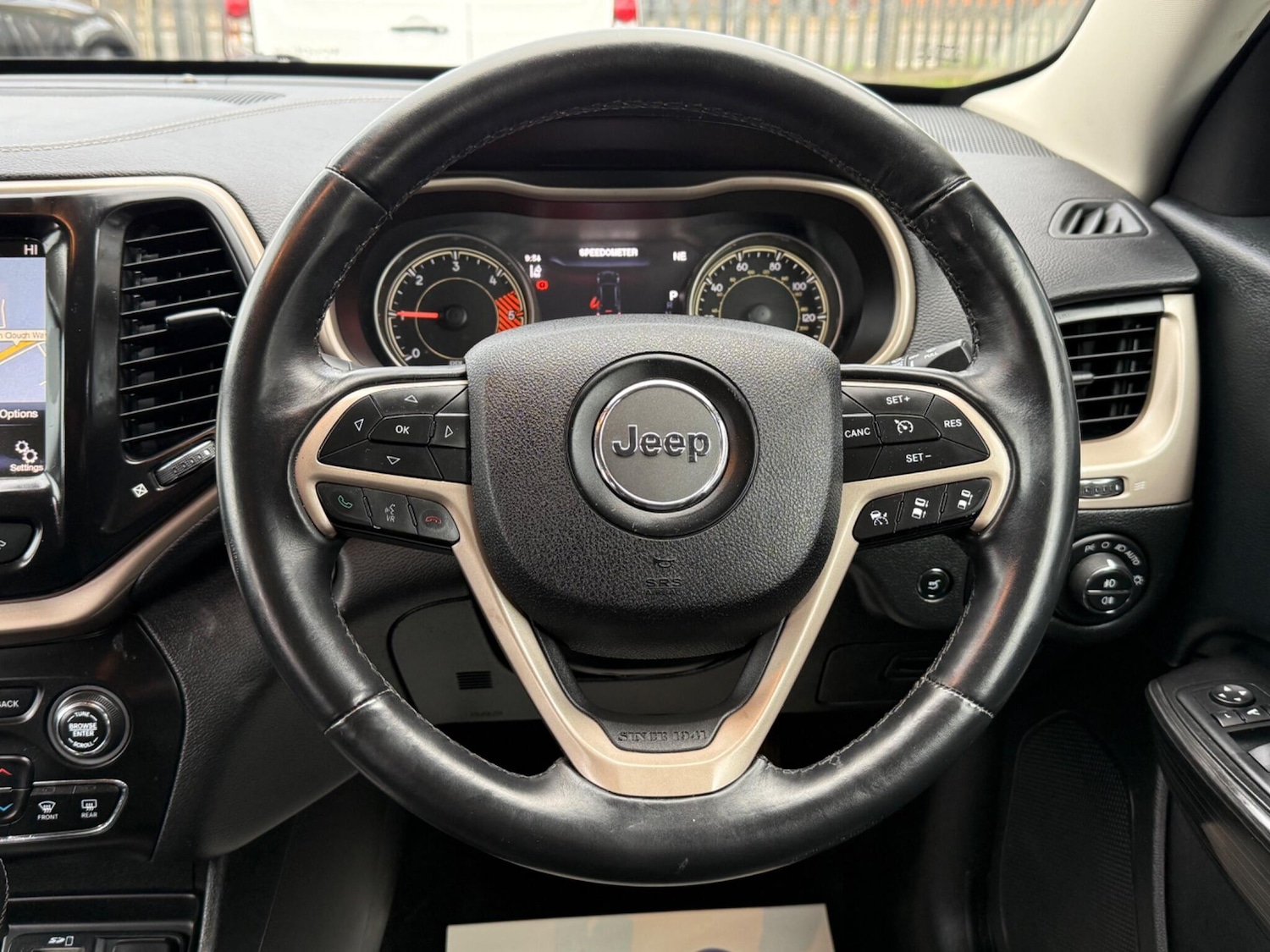 Used Jeep Cherokee 2014 for sale - 76377204: Photo 22