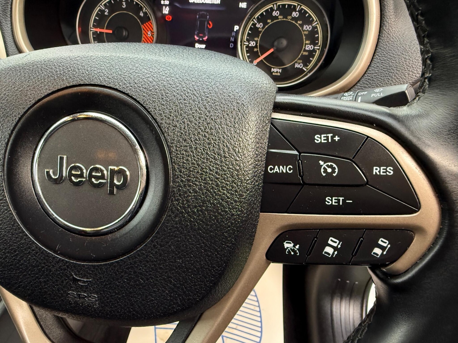 Used Jeep Cherokee 2014 for sale - 76377204: Photo 28