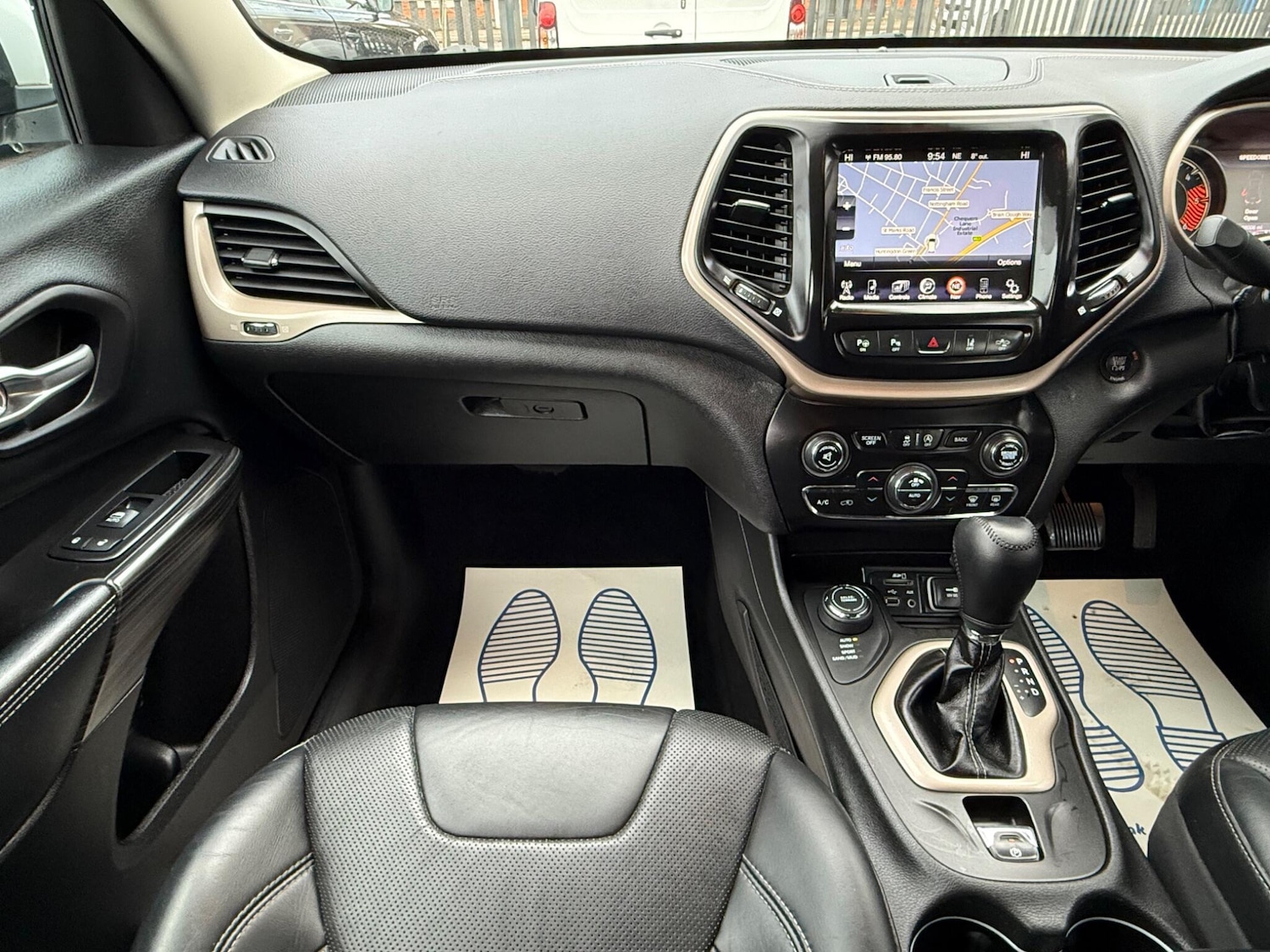 Used Jeep Cherokee 2014 for sale - 76377204: Photo 37