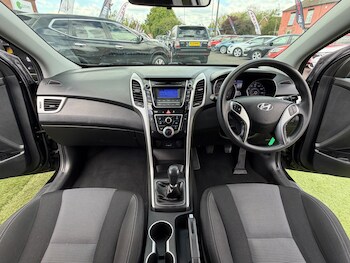 Used Hyundai i30 2015 for sale - 78504022: Photo