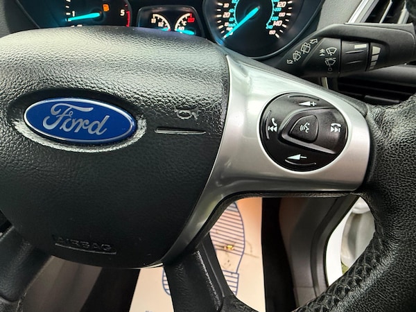 Used Ford Kuga 2014 for sale - 76175440: Photo 47