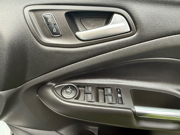 Used Ford Kuga 2014 for sale - 76175440: Photo 51