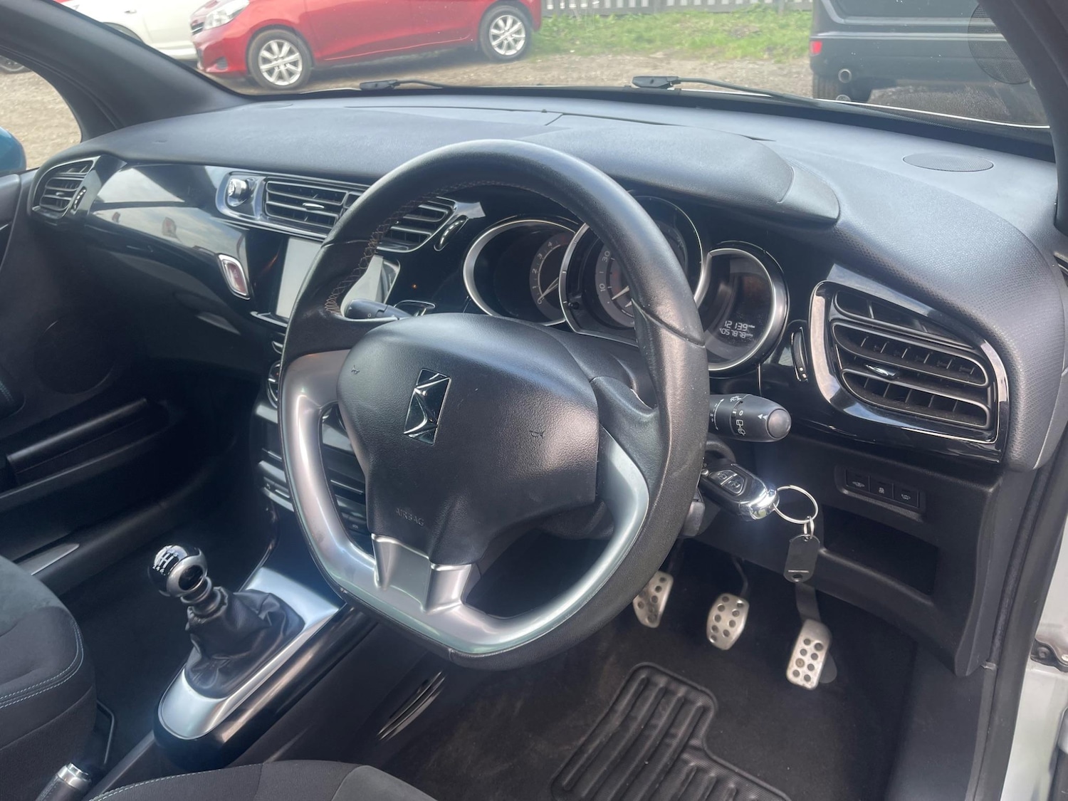 Used DS Automobiles DS 3 2016 for sale - 76703614: Photo 3