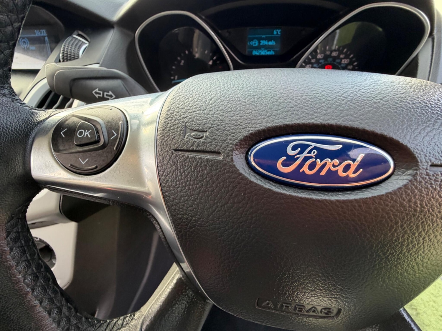 Used Ford Focus for sale - 77892079: Photo 21