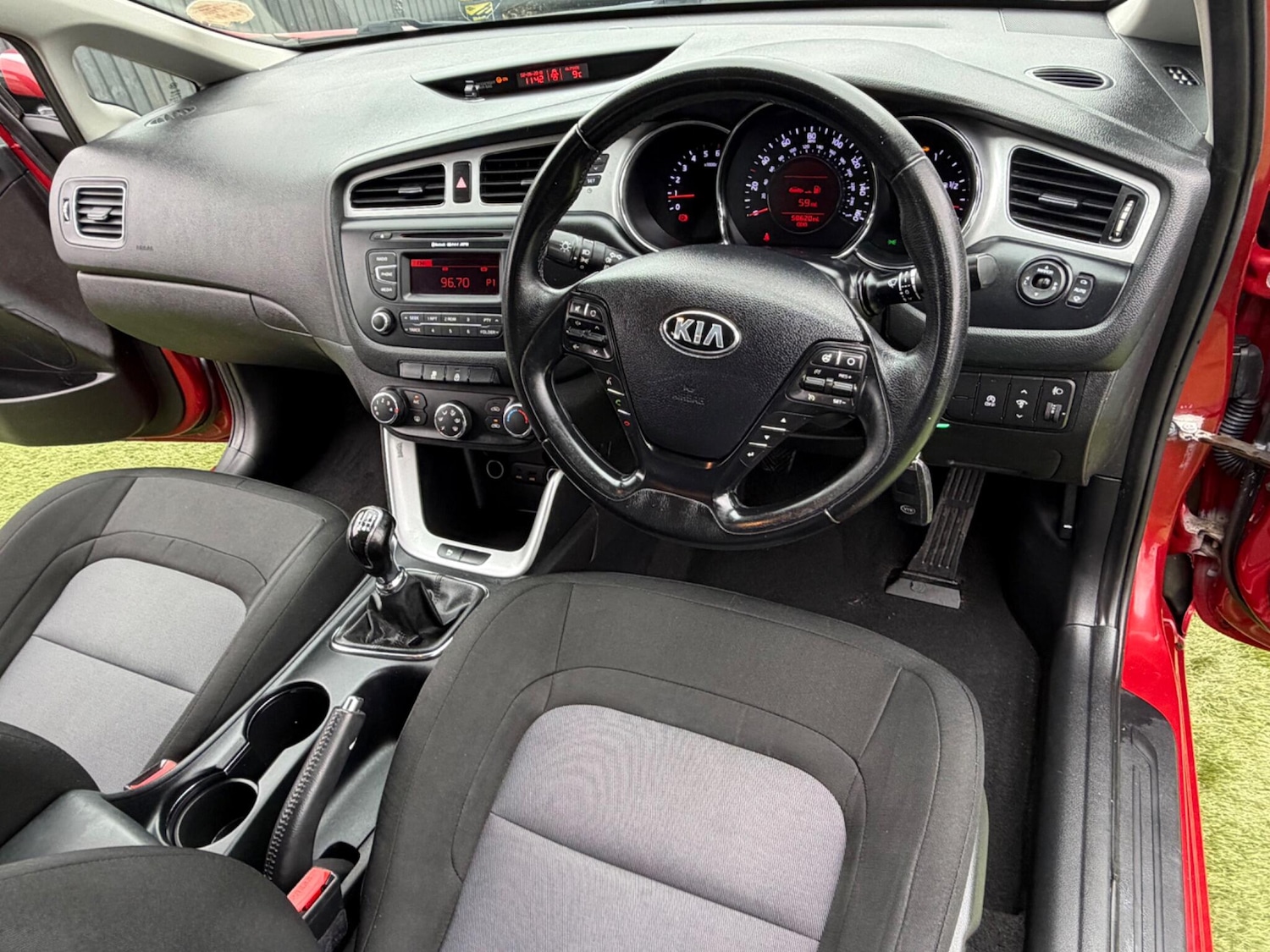 Used Kia Ceed 2013 for sale - 77892533: Photo 3