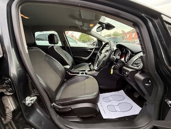 Used Vauxhall Astra 2012 for sale - 75551780: Photo