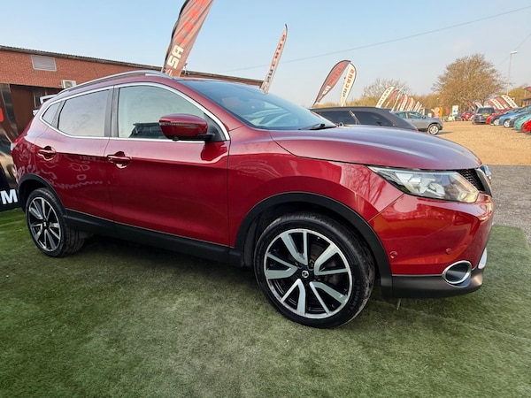 Used Nissan Qashqai 2016 for sale - 74280543: Photo 9