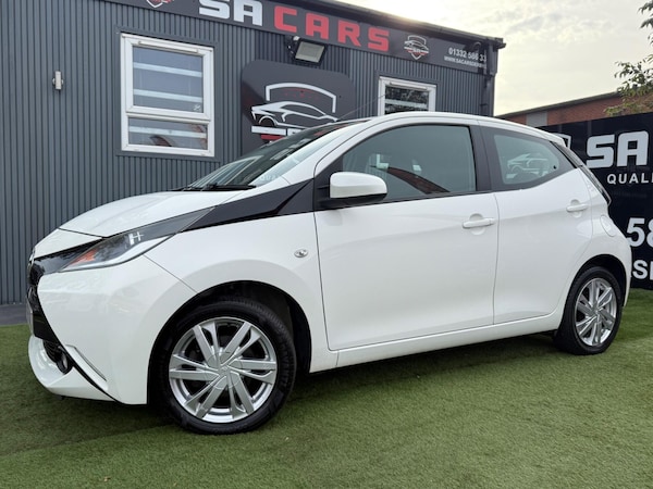 Used Toyota AYGO 2015 for sale - 76246805: Photo 11