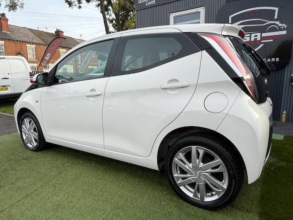 Used Toyota AYGO 2015 for sale - 76246805: Photo 16