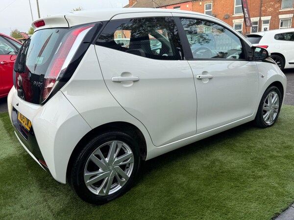 Used Toyota AYGO 2015 for sale - 76246805: Photo 17