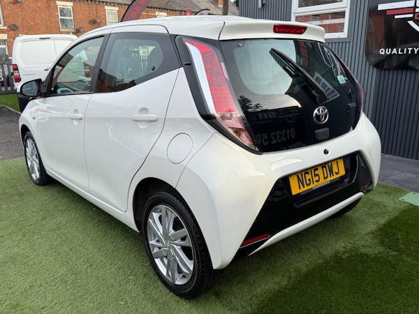Used Toyota AYGO 2015 for sale - 76246805: Photo 18