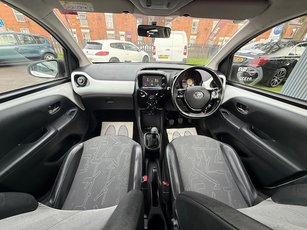 Used Toyota AYGO 2015 for sale - 76246805: Photo 33