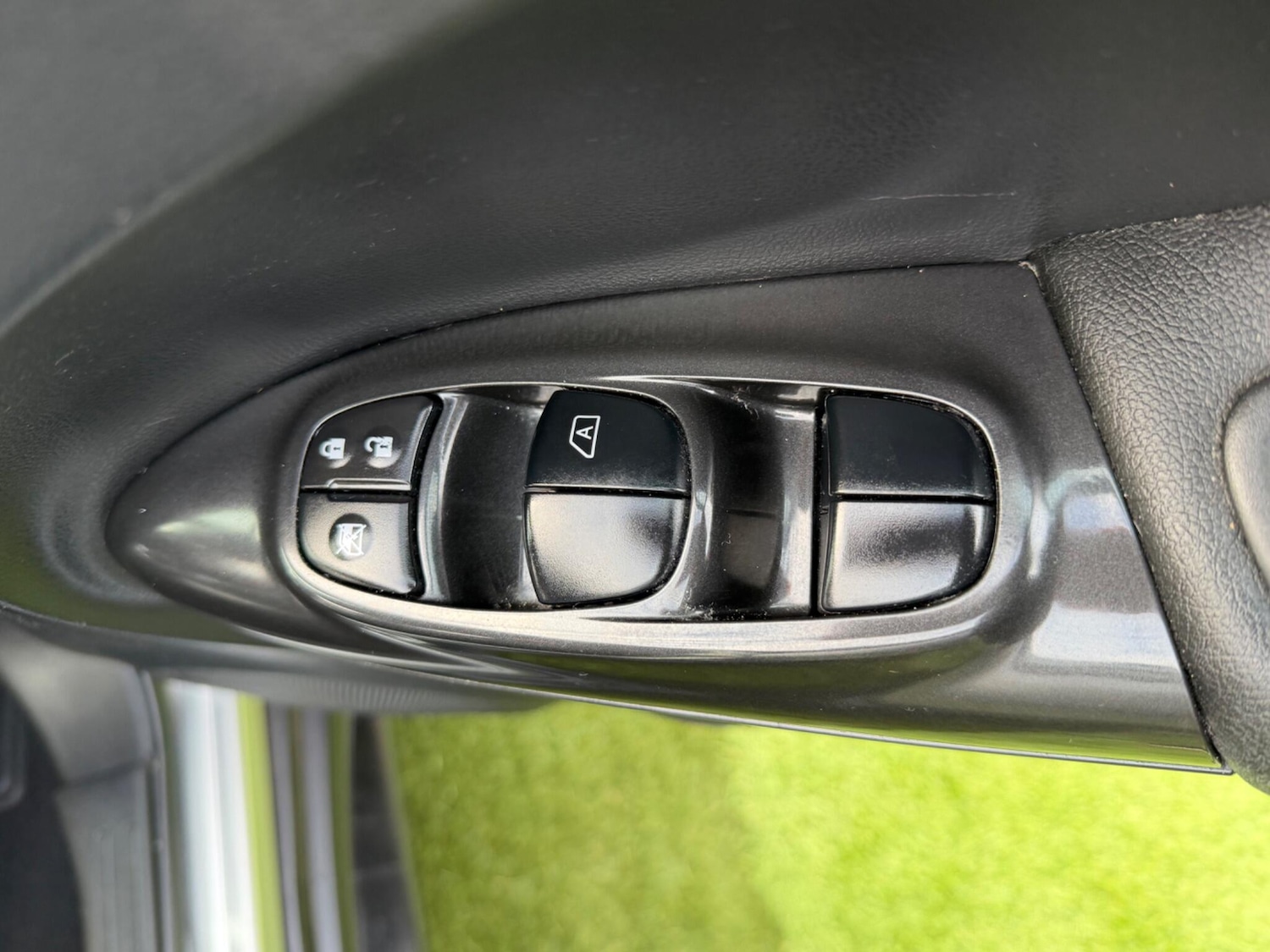 Used Nissan Juke for sale - 77738290: Photo 24