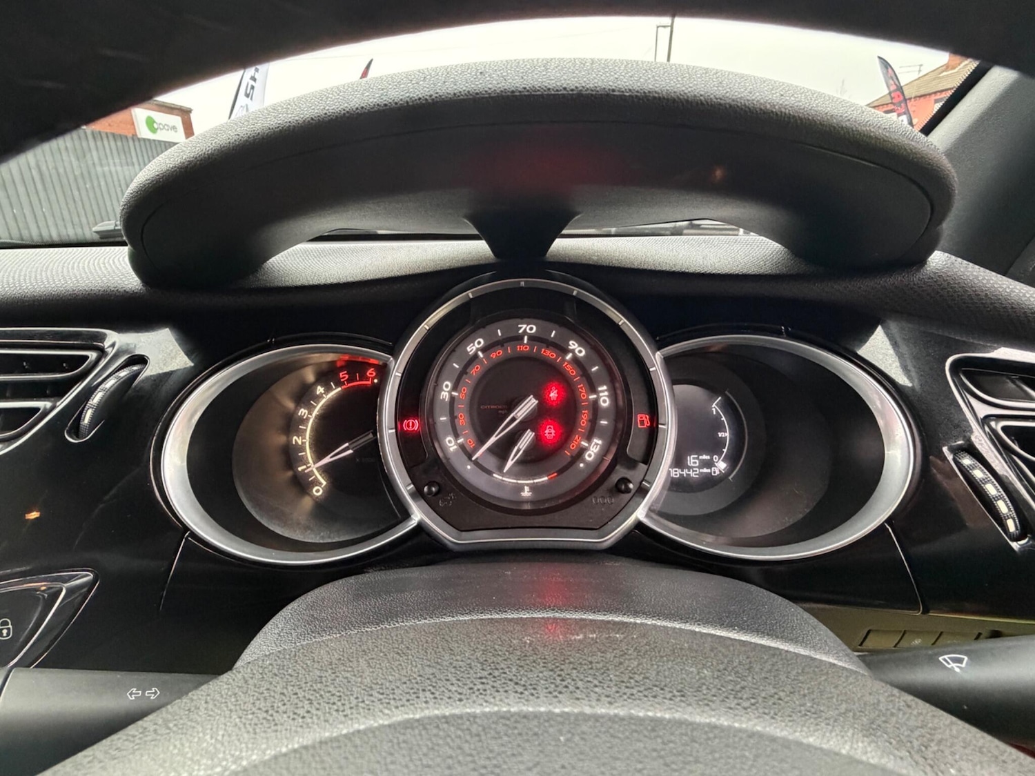 Used Citroen DS3 2014 for sale - 77425795: Photo 18