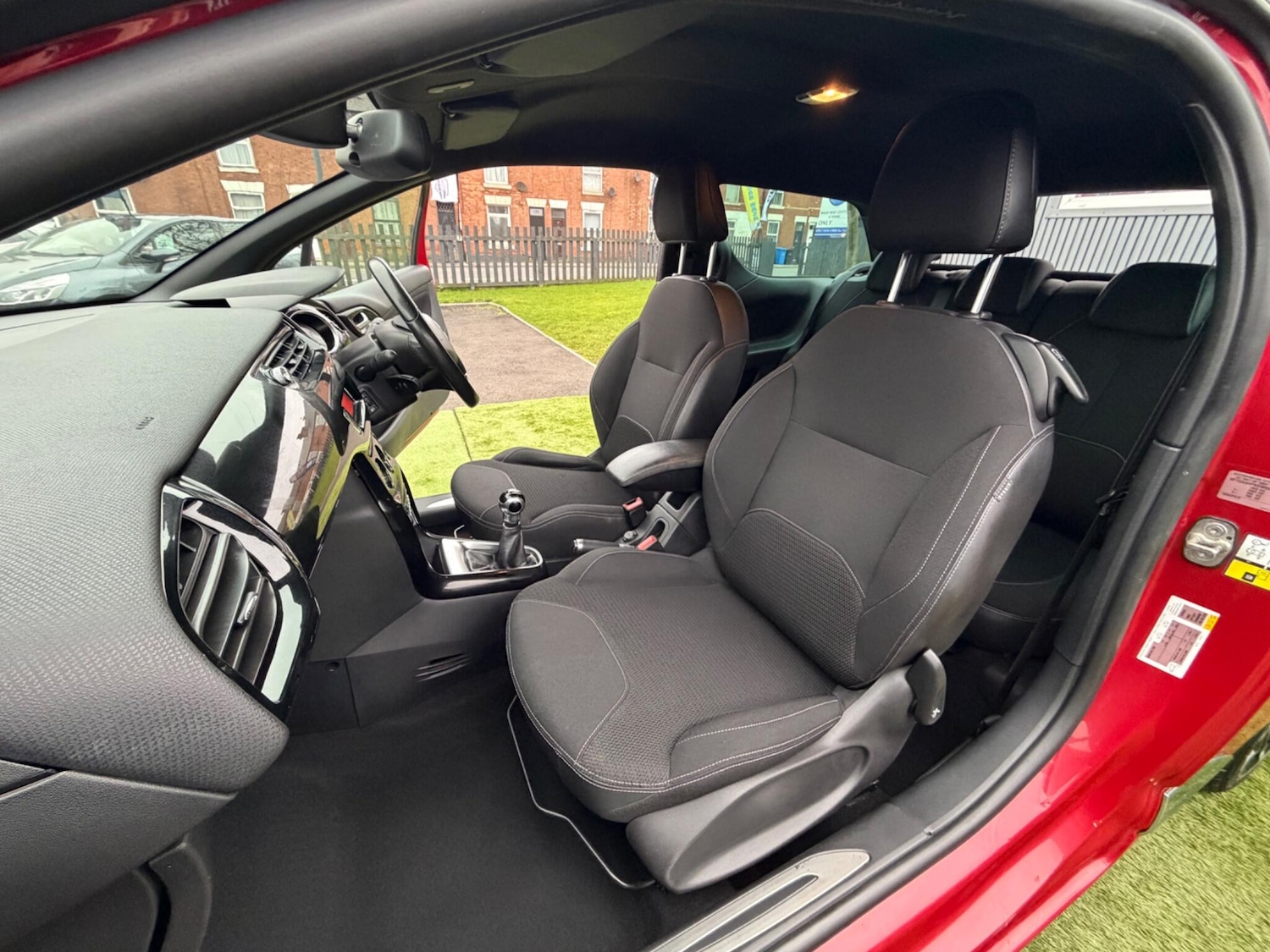 Used Citroen DS3 2014 for sale - 77425795: Photo 27