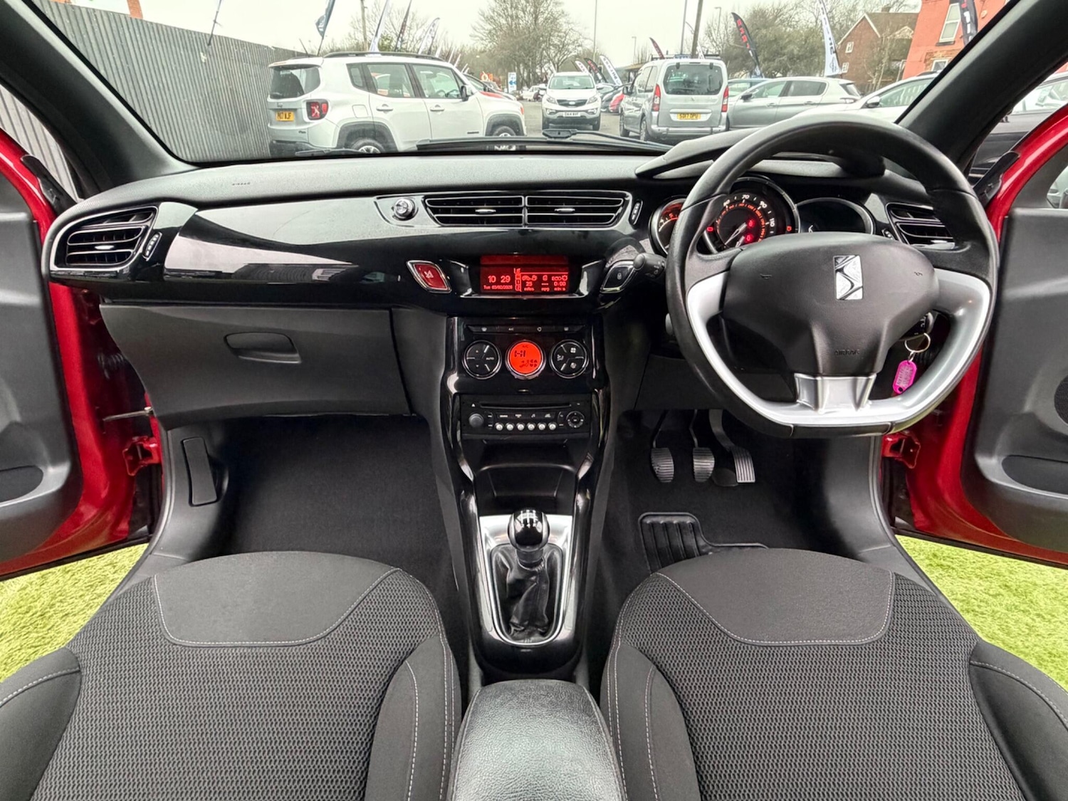 Used Citroen DS3 2014 for sale - 77425795: Photo 29