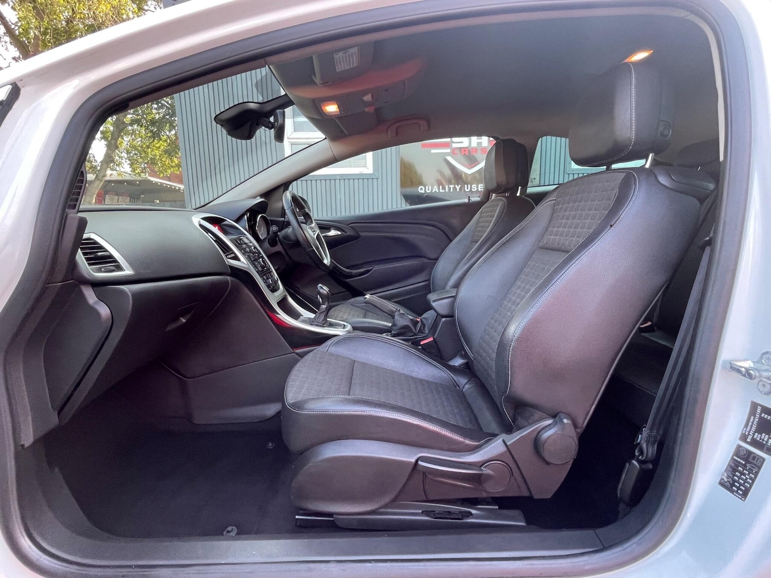 Used Vauxhall Astra GTC for sale - 76824529: Photo 23