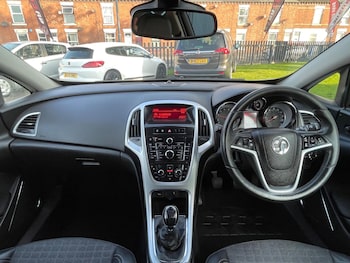 Used Vauxhall Astra GTC 2015 for sale - 76824529: Photo