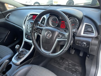 Used Vauxhall Astra GTC 2015 for sale - 76824529: Photo