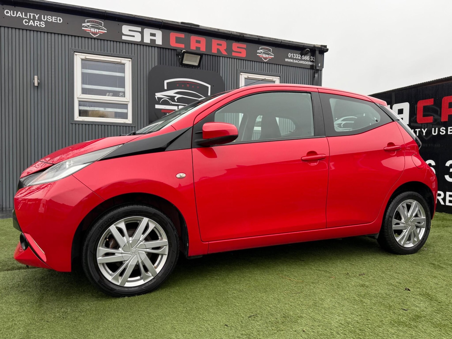 Used Toyota AYGO 2015 for sale - 76700845: Photo 11