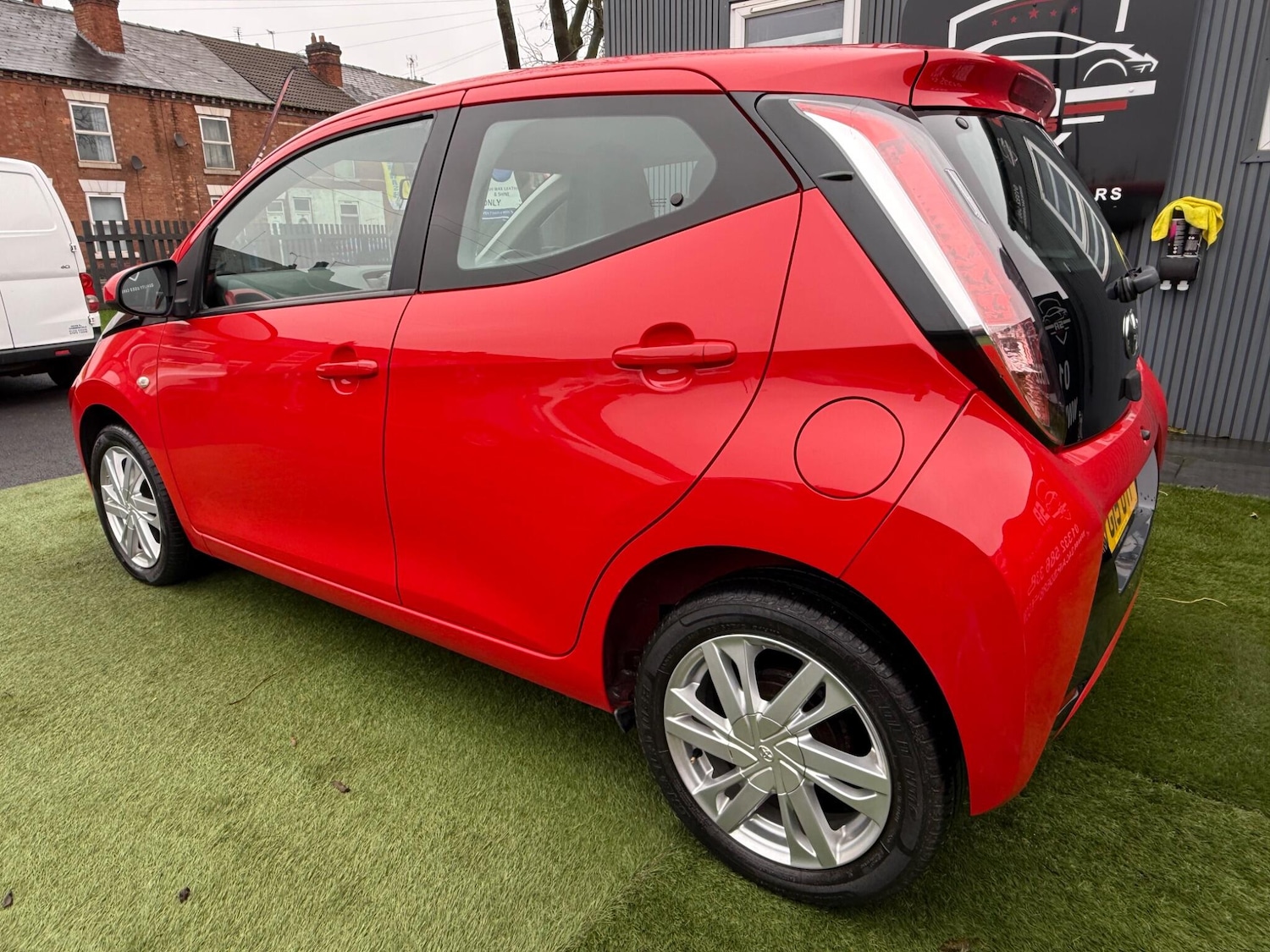 Used Toyota AYGO 2015 for sale - 76700845: Photo 17